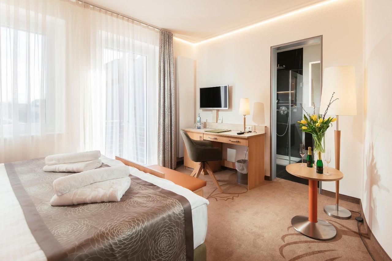 Parkhotel IV Jahreszeiten Ostseebad Kühlungsborn Extérieur photo