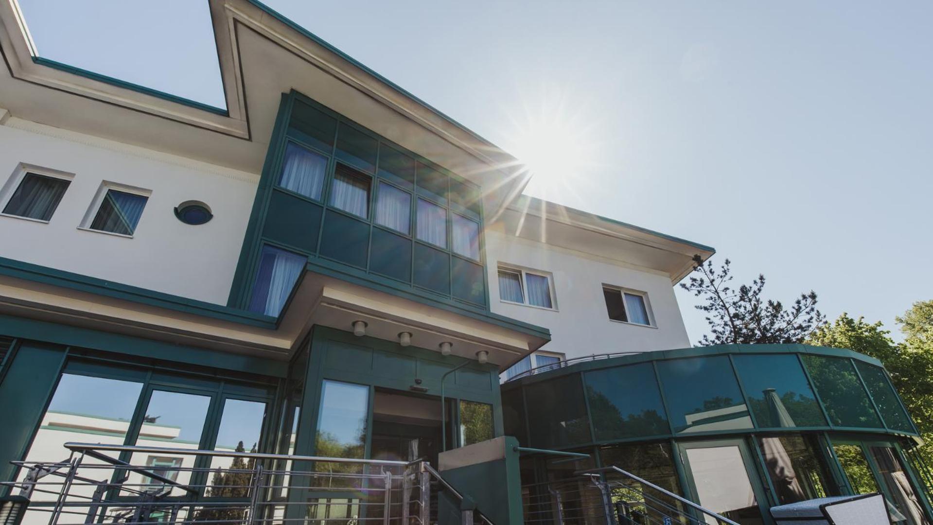 Parkhotel IV Jahreszeiten Ostseebad Kühlungsborn Extérieur photo