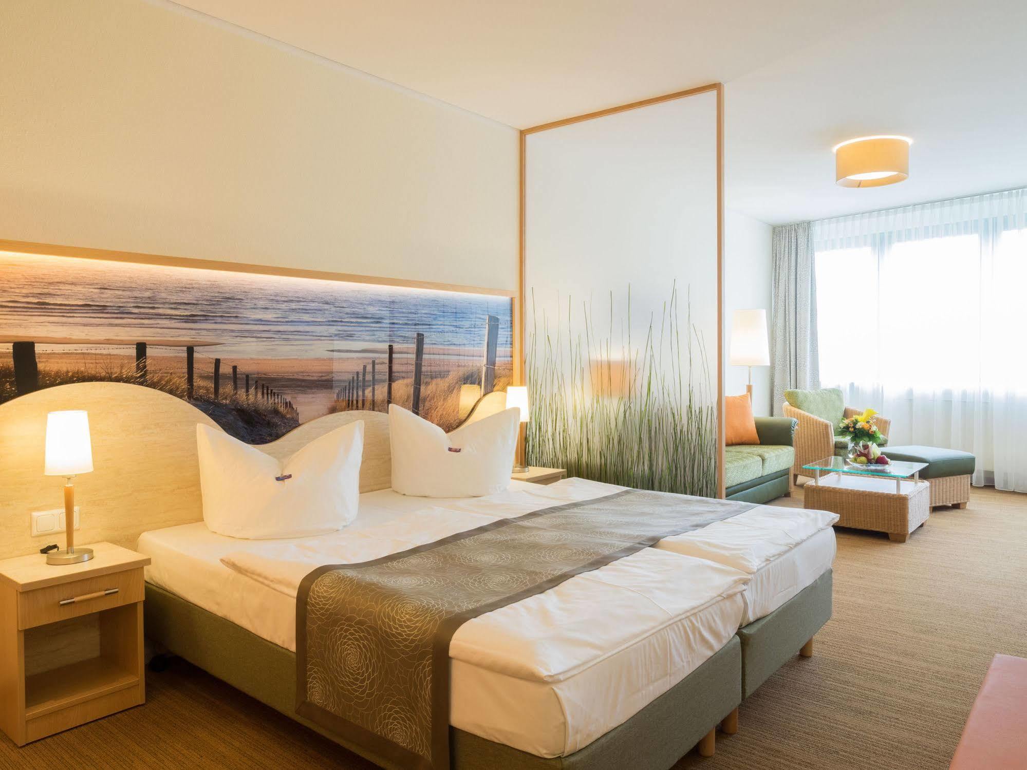 Parkhotel IV Jahreszeiten Ostseebad Kühlungsborn Extérieur photo