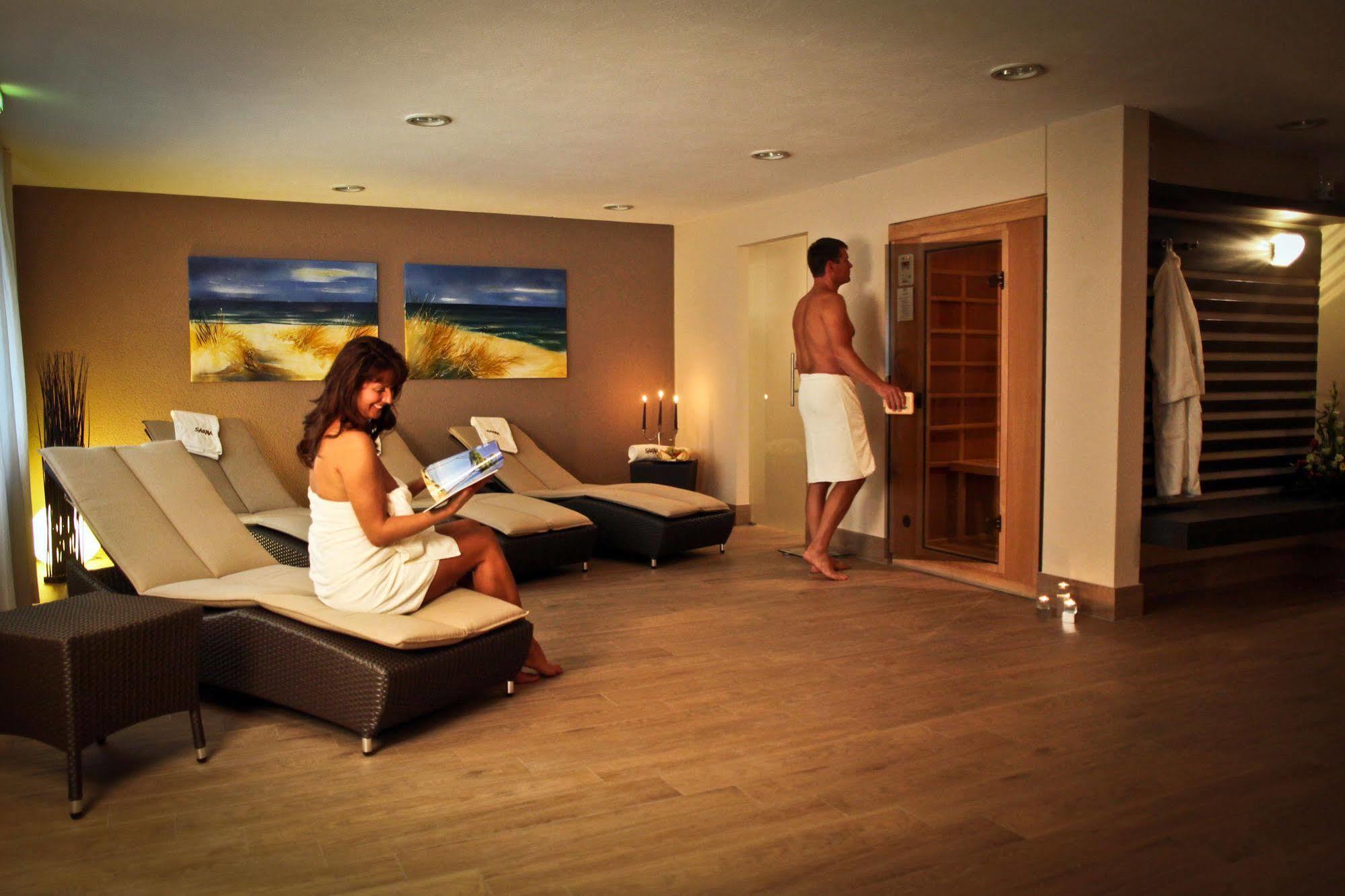 Parkhotel IV Jahreszeiten Ostseebad Kühlungsborn Extérieur photo