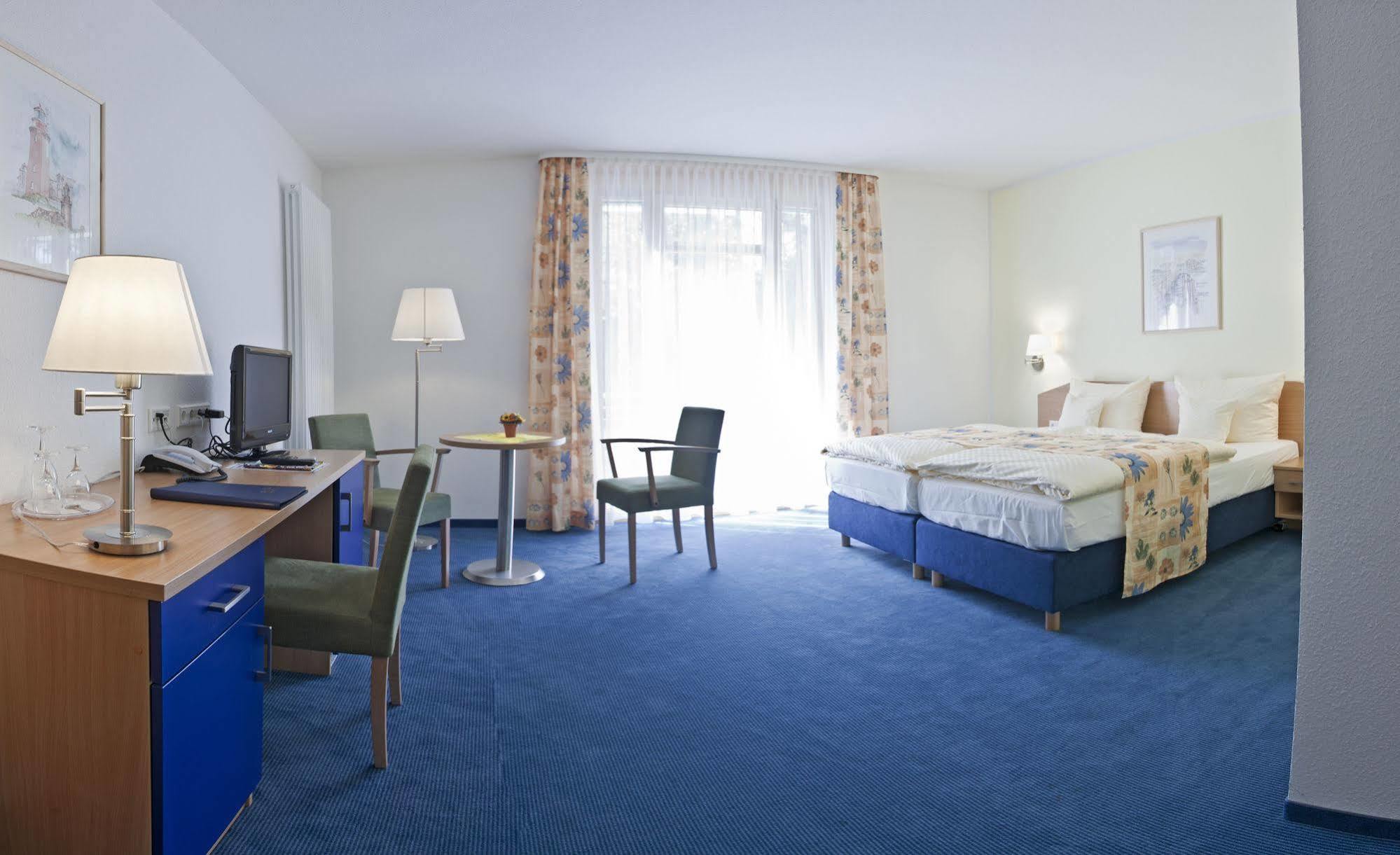 Parkhotel IV Jahreszeiten Ostseebad Kühlungsborn Extérieur photo